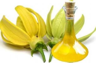 ulei de ylang ylang pentru întinerirea pielii